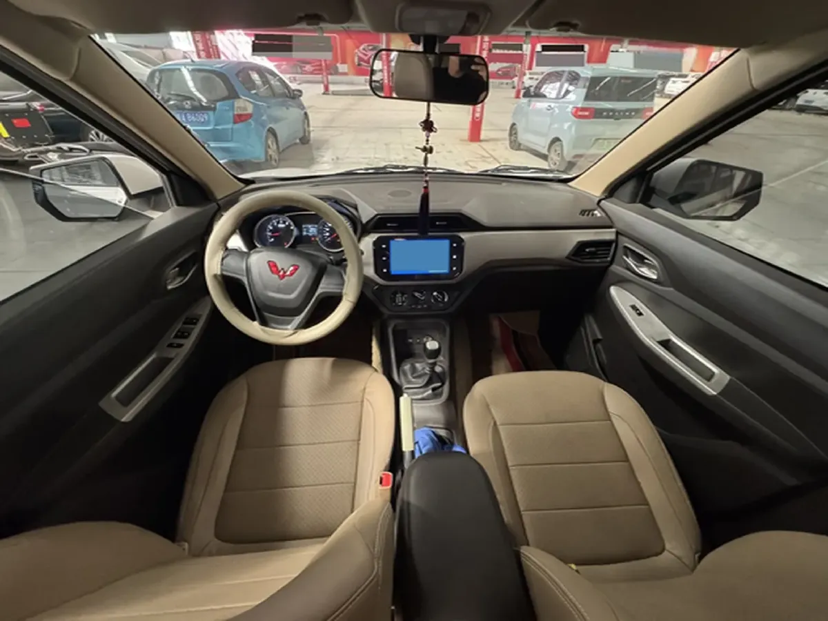 2021 Yema SiPaiKa 1.5L 109HP L4 5MT,autocango,china used car exporter,china ev exporter,chinese used car exporter,chinese used ev exporter