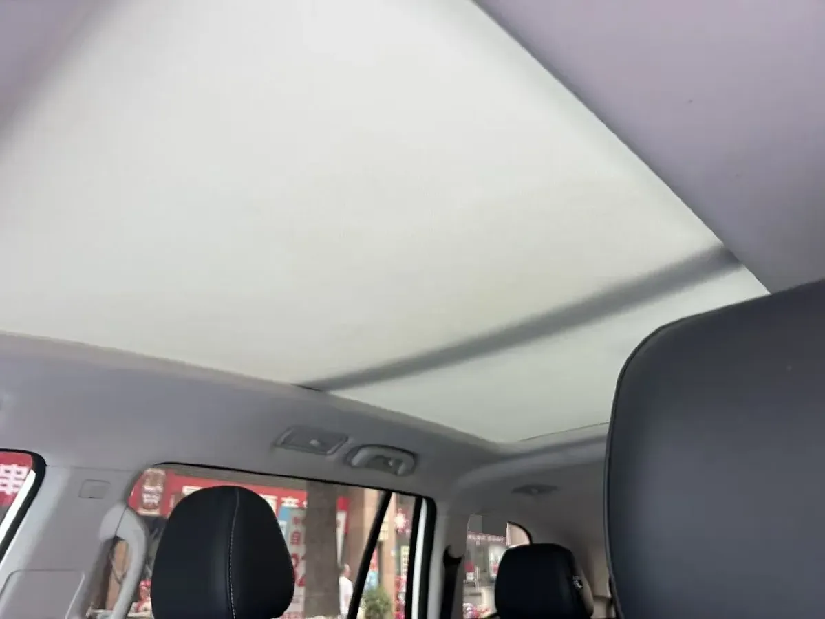 2019 Roewe RX8 2.0T 222HP L4 6AT,autocango,china used car exporter,china ev exporter,chinese used car exporter,chinese used ev exporter