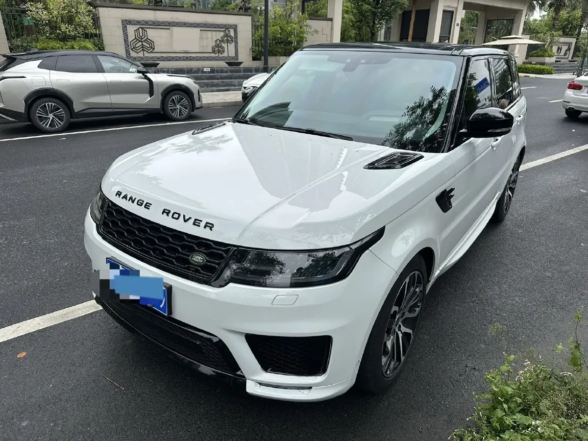 2022 Land Rover Range Rover Sport 3.0T 360HP L6 8AT,autocango,china used car exporter,china ev exporter,chinese used car exporter,chinese used ev exporter