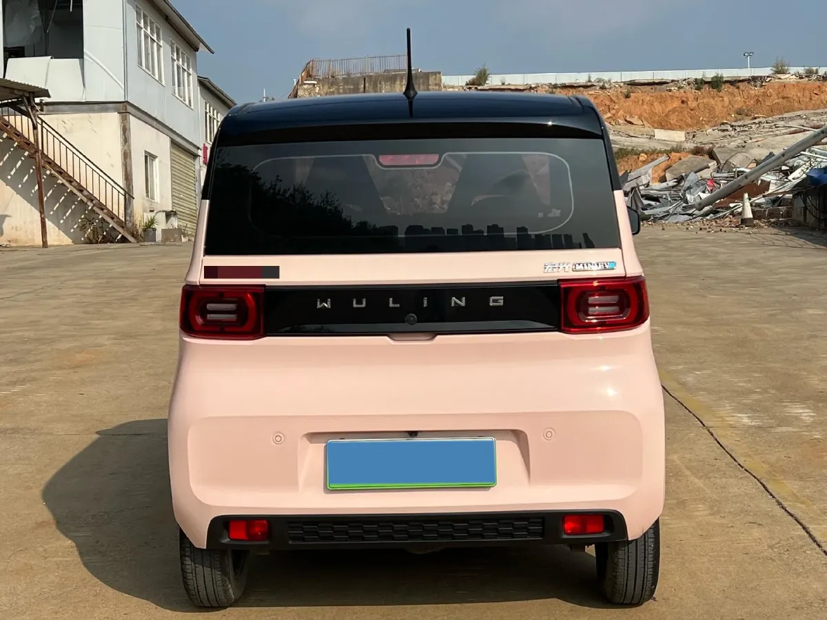 2021 WuLing HongGuang MINI EV BEV 13.9KWH,autocango,china used car exporter,china ev exporter,chinese used car exporter,chinese used ev exporter