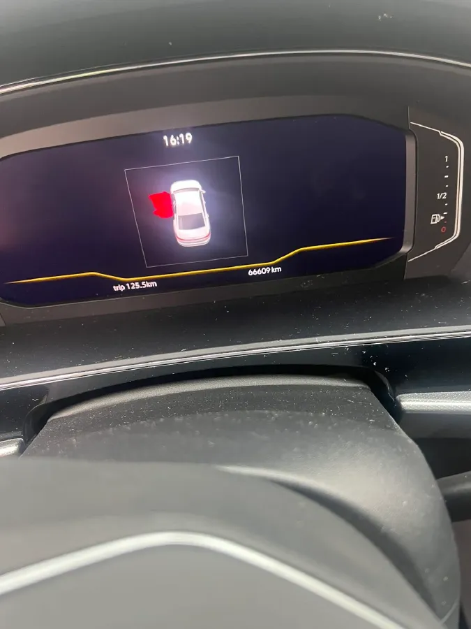 2024 Volkswagen Passat 2.0T 186HP L4 7DCT,autocango,china used car exporter,china ev exporter,chinese used car exporter,chinese used ev exporter