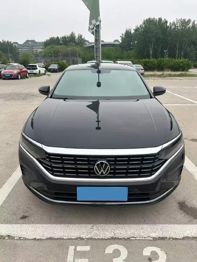 2024 Volkswagen Passat 2.0T 186HP L4 7DCT,autocango,china used car exporter,china ev exporter,chinese used car exporter,chinese used ev exporter