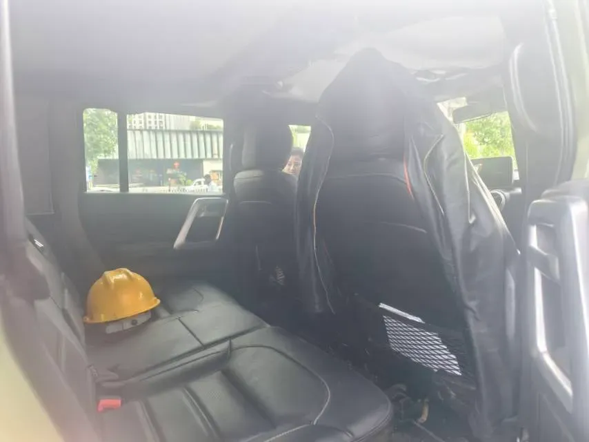 2022 Beijing BJ40 2.0T 224HP L4 8AT,autocango,china used car exporter,china ev exporter,chinese used car exporter,chinese used ev exporter