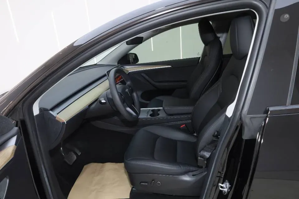 2022 Tesla Model Y BEV 60KWH,autocango,china used car exporter,china ev exporter,chinese used car exporter,chinese used ev exporter