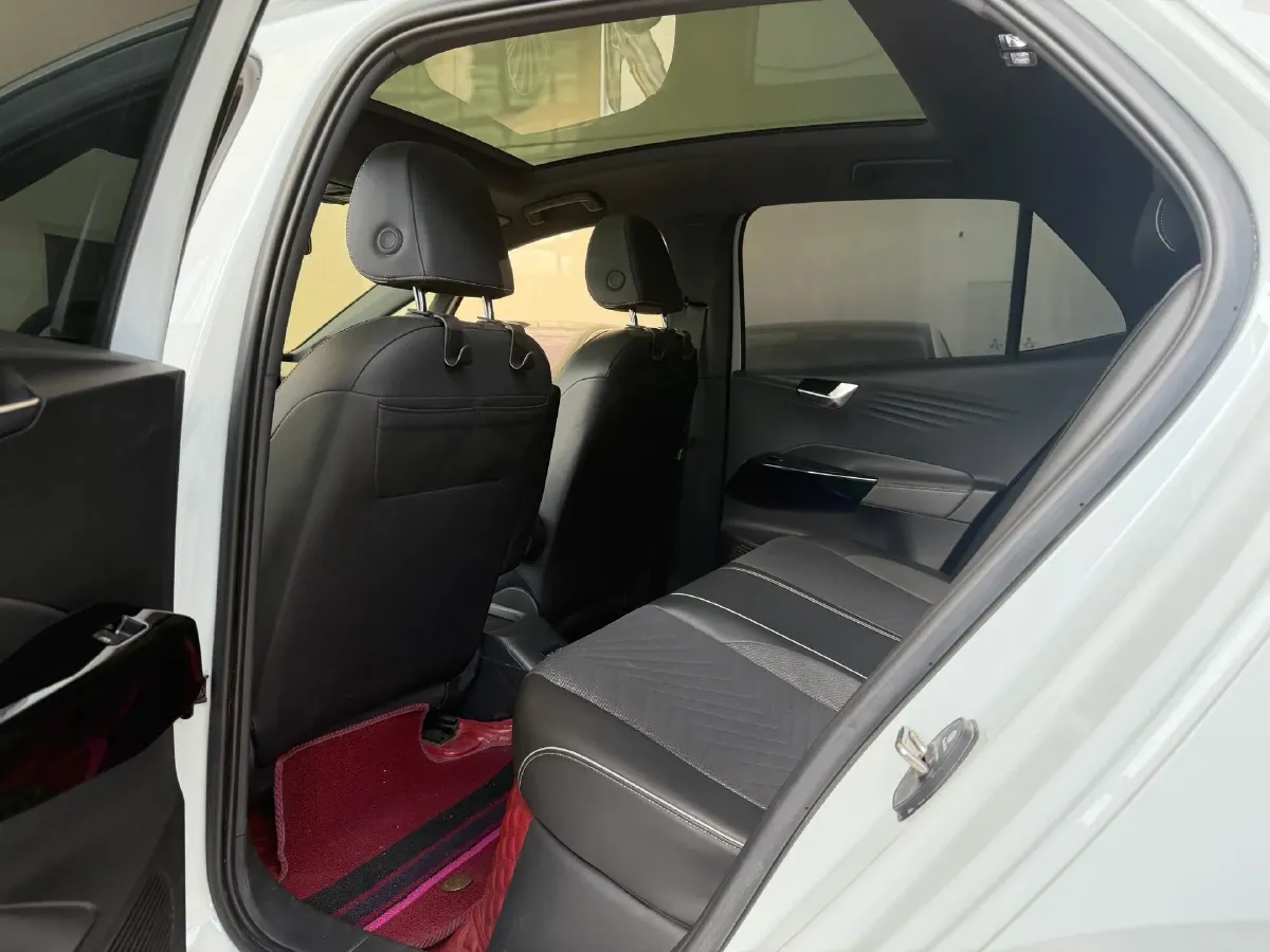 2023 Volkswagen ID.3 BEV 52.8KWH,autocango,china used car exporter,china ev exporter,chinese used car exporter,chinese used ev exporter