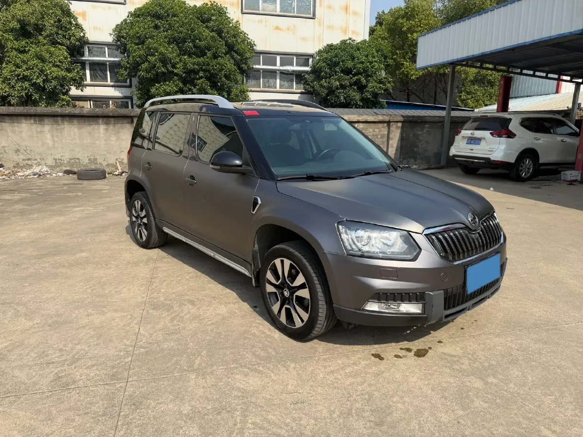 2017 Skoda Yeti 1.8T 160HP L4 6DCT,autocango,china used car exporter,china ev exporter,chinese used car exporter,chinese used ev exporter