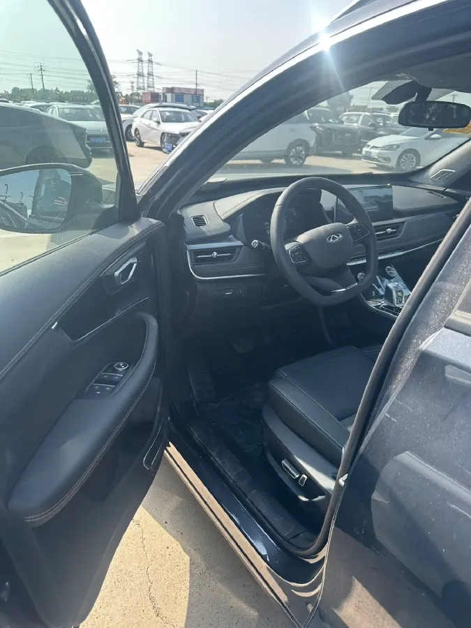 2025 Chery Tiggo 8 1.5T 156HP L4 6DCT,autocango,china used car exporter,china ev exporter,chinese used car exporter,chinese used ev exporter