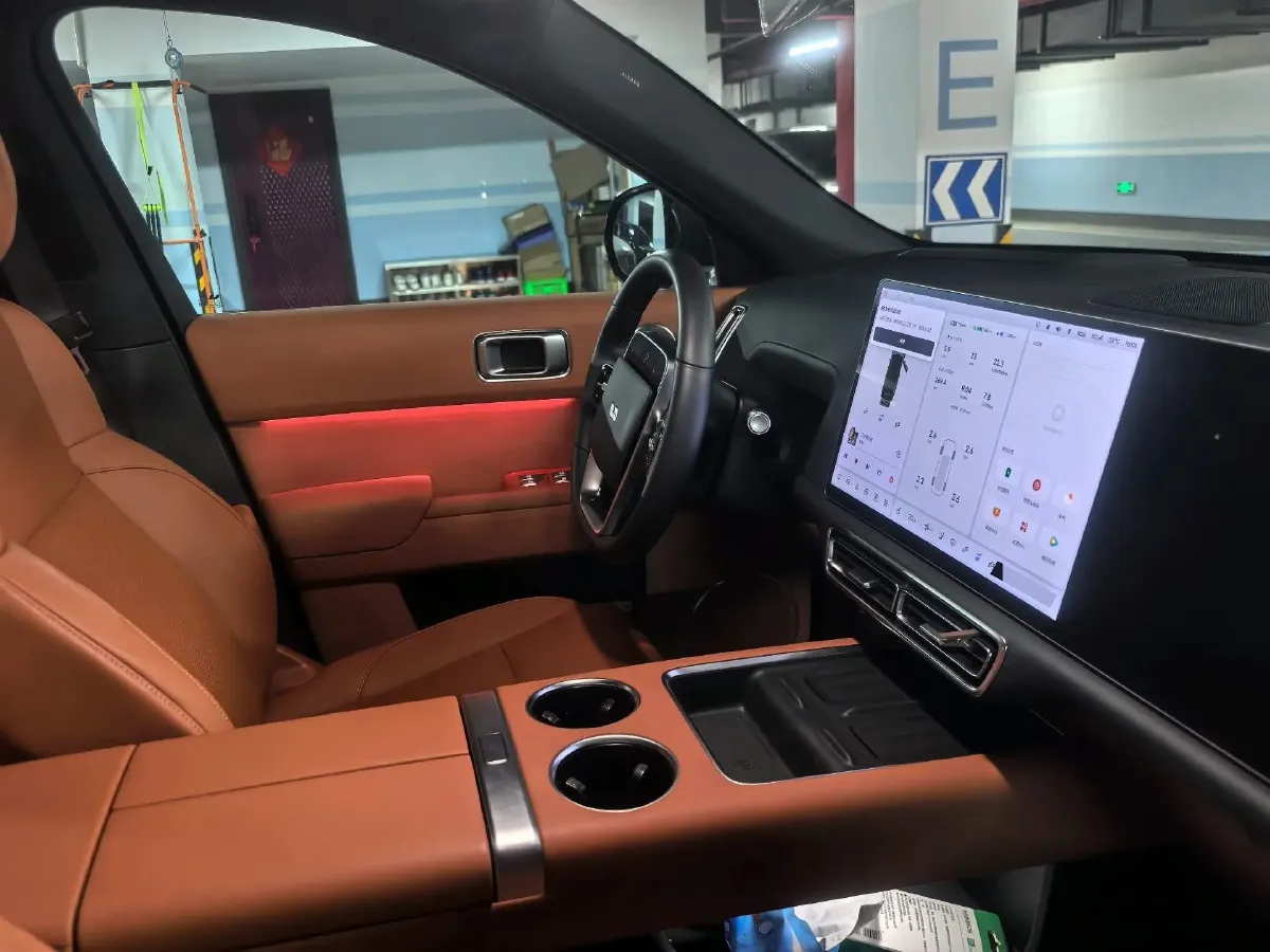 2024 Li L7 Range Extended 154HP REEV 42.8KWH,autocango,china used car exporter,china ev exporter,chinese used car exporter,chinese used ev exporter