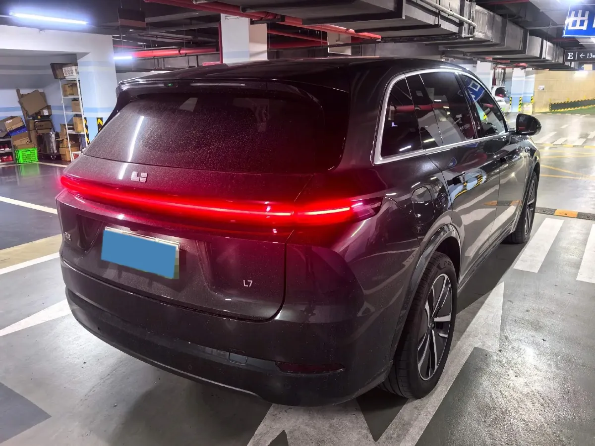 2024 Li L7 Range Extended 154HP REEV 42.8KWH,autocango,china used car exporter,china ev exporter,chinese used car exporter,chinese used ev exporter