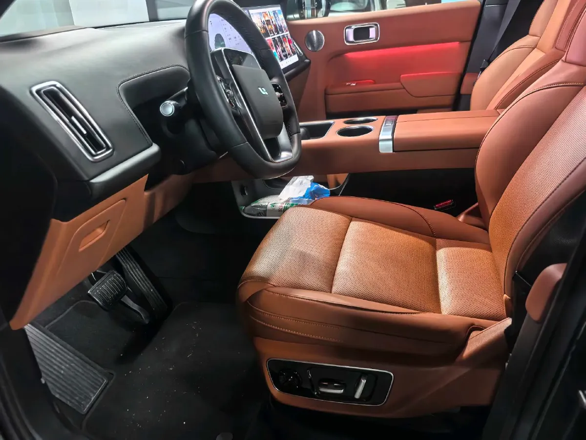 2024 Li L7 Range Extended 154HP REEV 42.8KWH,autocango,china used car exporter,china ev exporter,chinese used car exporter,chinese used ev exporter