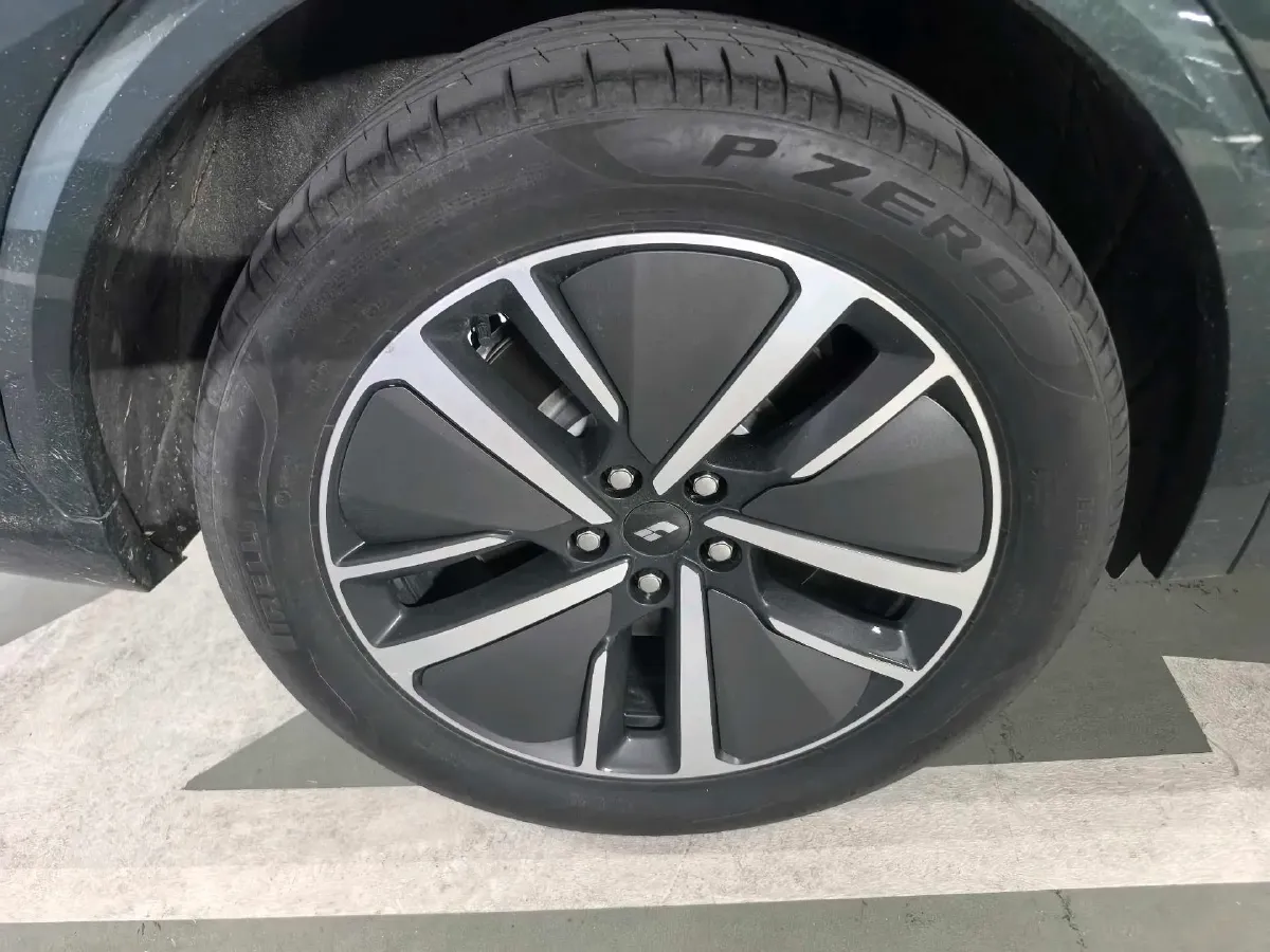 2024 Li L7 Range Extended 154HP REEV 42.8KWH,autocango,china used car exporter,china ev exporter,chinese used car exporter,chinese used ev exporter