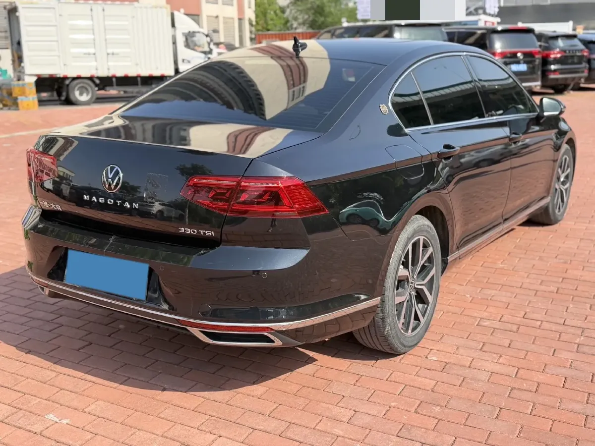 2020 Volkswagen Magotan 2.0T 186HP L4 7DCT,autocango,china used car exporter,china ev exporter,chinese used car exporter,chinese used ev exporter