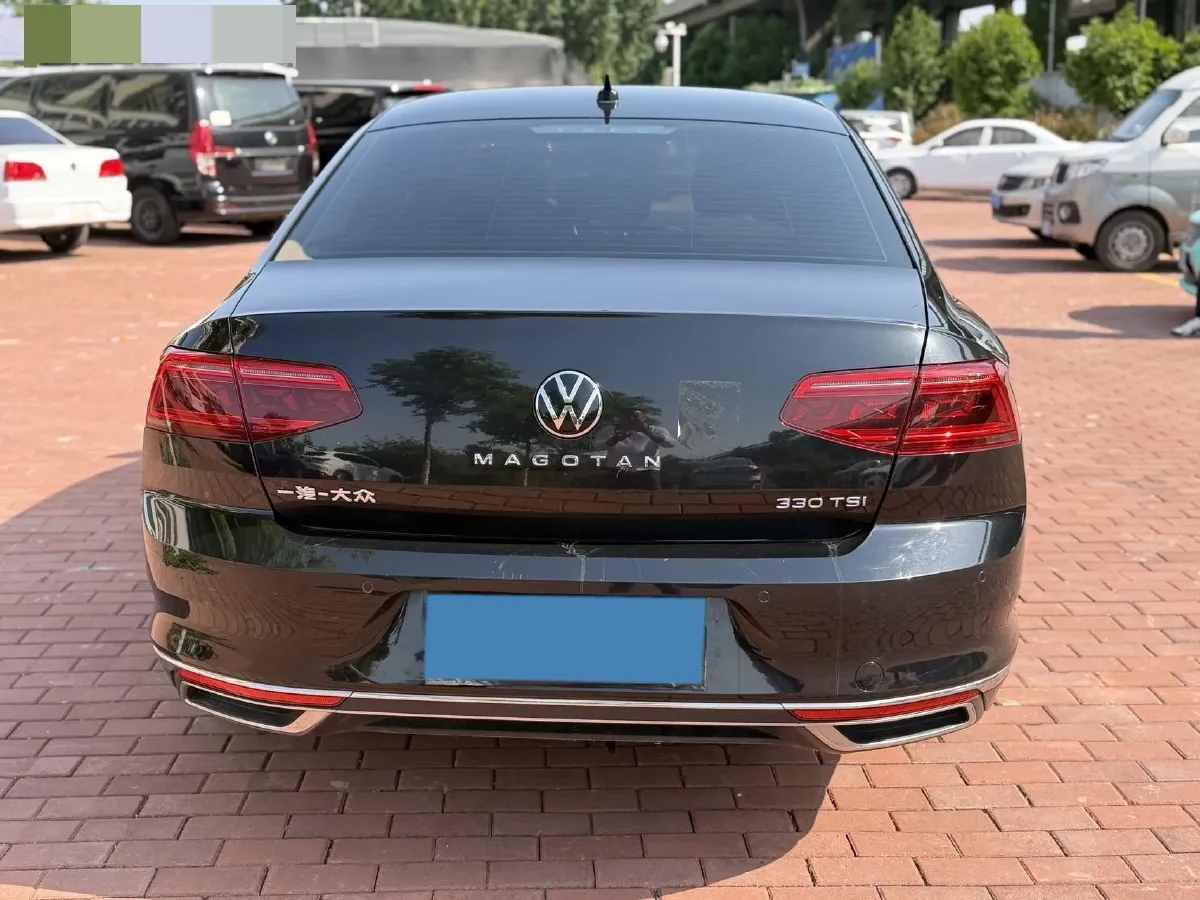 2020 Volkswagen Magotan 2.0T 186HP L4 7DCT,autocango,china used car exporter,china ev exporter,chinese used car exporter,chinese used ev exporter