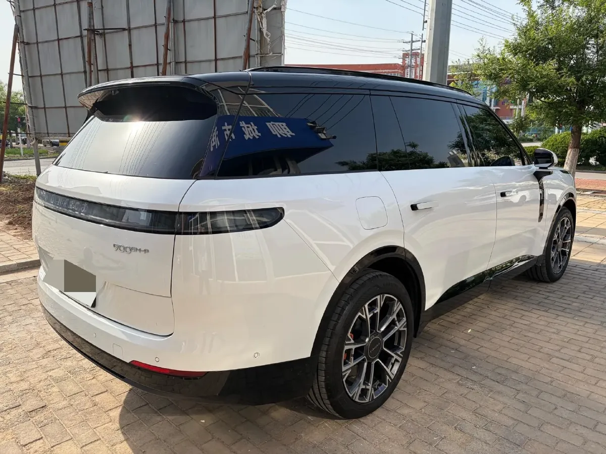 2025 LYNK&CO 900 1.5T 190HP L4 3DHT PHEV 43.3KWH,autocango,china used car exporter,china ev exporter,chinese used car exporter,chinese used ev exporter
