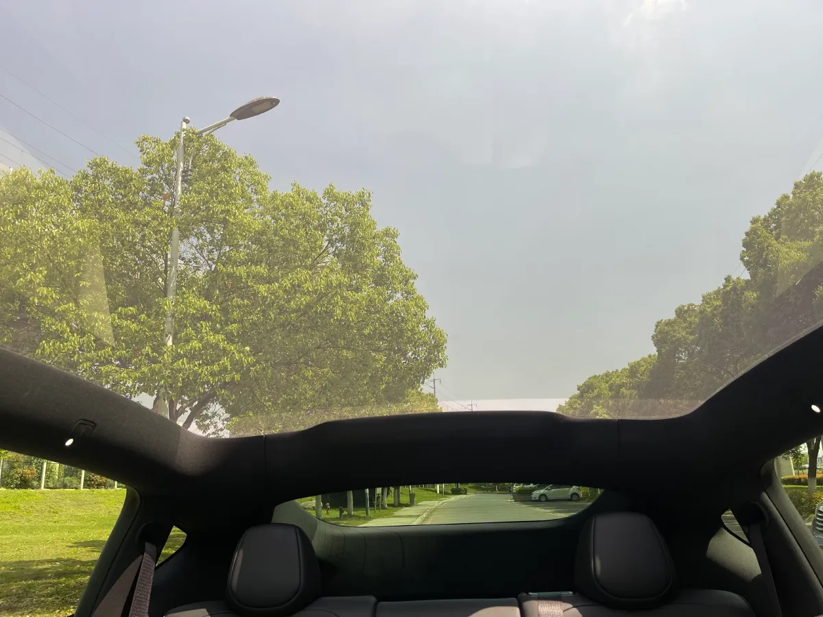 2025 Tesla Model Y BEV 62.5KWH,autocango,china used car exporter,china ev exporter,chinese used car exporter,chinese used ev exporter