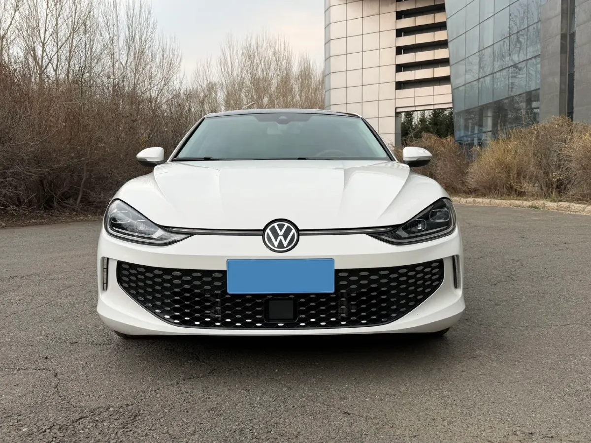 2023 Volkswagen Lamando 1.4T 150HP L4 7DCT,autocango,china used car exporter,china ev exporter,chinese used car exporter,chinese used ev exporter