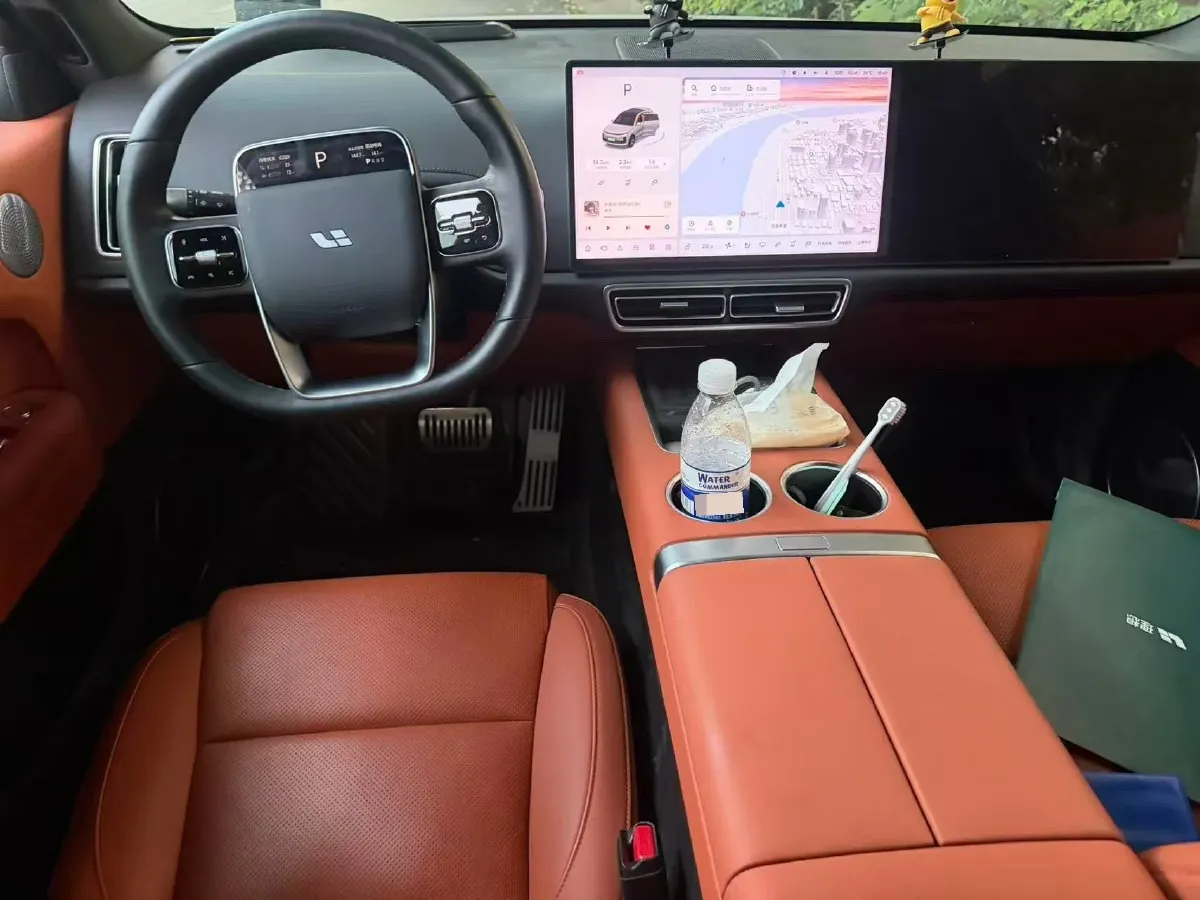 2024 Li L6 Range Extended 154HP L4 REEV 36.8KWH,autocango,china used car exporter,china ev exporter,chinese used car exporter,chinese used ev exporter