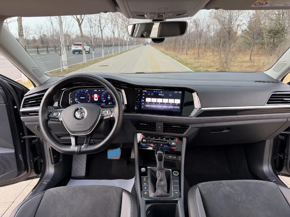 2021 Volkswagen Sagitar 1.4T 150HP L4 7DCT,autocango,china used car exporter,china ev exporter,chinese used car exporter,chinese used ev exporter