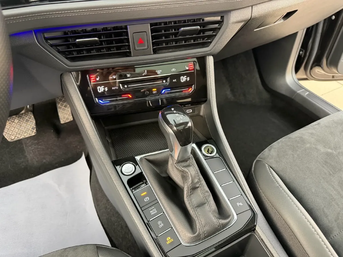 2021 Volkswagen Sagitar 1.4T 150HP L4 7DCT,autocango,china used car exporter,china ev exporter,chinese used car exporter,chinese used ev exporter