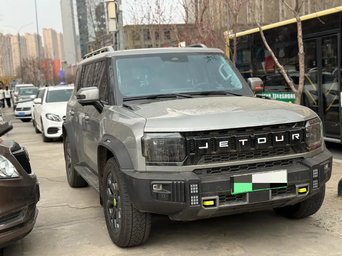2024 Jetour ShanHai TravellerC-DM 1.5T 156HP L4 3DHT PHEV 43.24KWH,autocango,china used car exporter,china ev exporter,chinese used car exporter,chinese used ev exporter