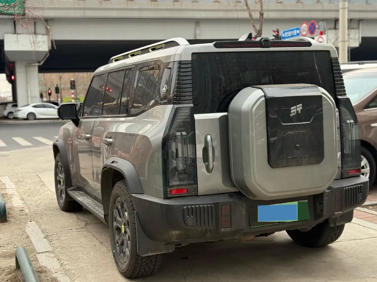 2024 Jetour ShanHai TravellerC-DM 1.5T 156HP L4 3DHT PHEV 43.24KWH,autocango,china used car exporter,china ev exporter,chinese used car exporter,chinese used ev exporter