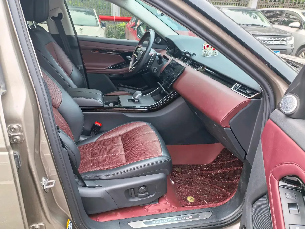 2024 Land Rover Range Rover Evoque 2.0T 249HP L4 9AT,autocango,china used car exporter,china ev exporter,chinese used car exporter,chinese used ev exporter