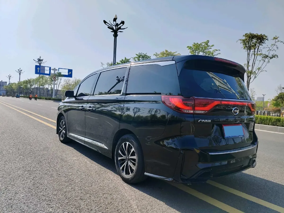 2021 GAC Trumpchi M8 2.0T 252HP L4 8AT,autocango,china used car exporter,china ev exporter,chinese used car exporter,chinese used ev exporter