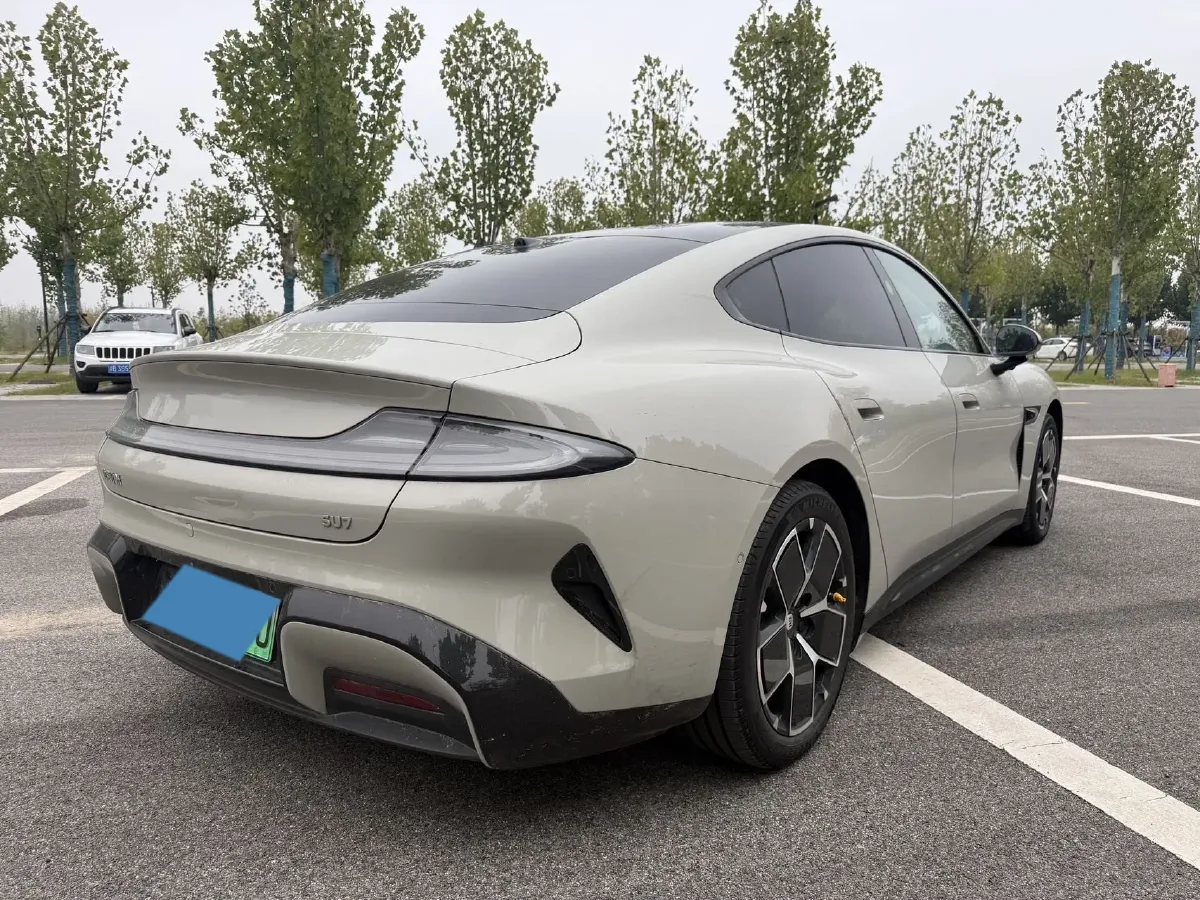 2024 MI SU7 BEV 73.6KWH,autocango,china used car exporter,china ev exporter,chinese used car exporter,chinese used ev exporter