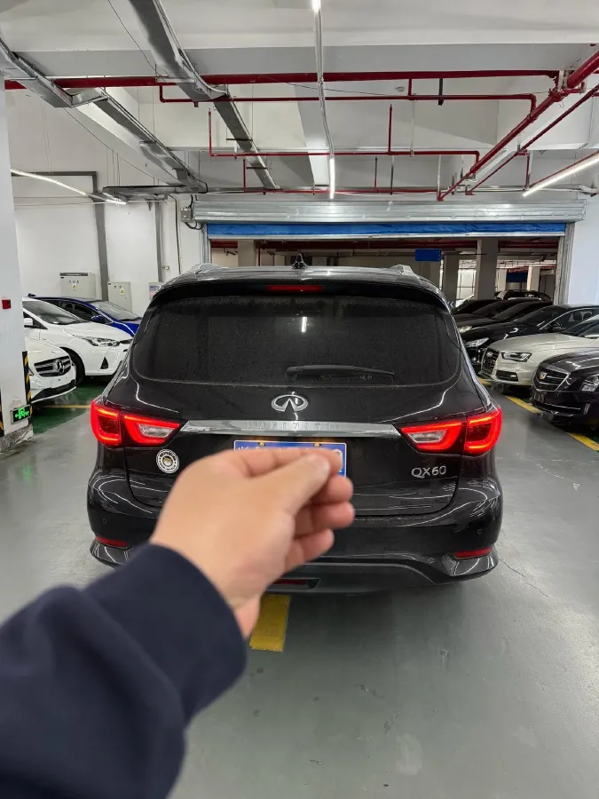 2016 Jaguar XF 2.0T 240HP L4 8AT,autocango,china used car exporter,china ev exporter,chinese used car exporter,chinese used ev exporter