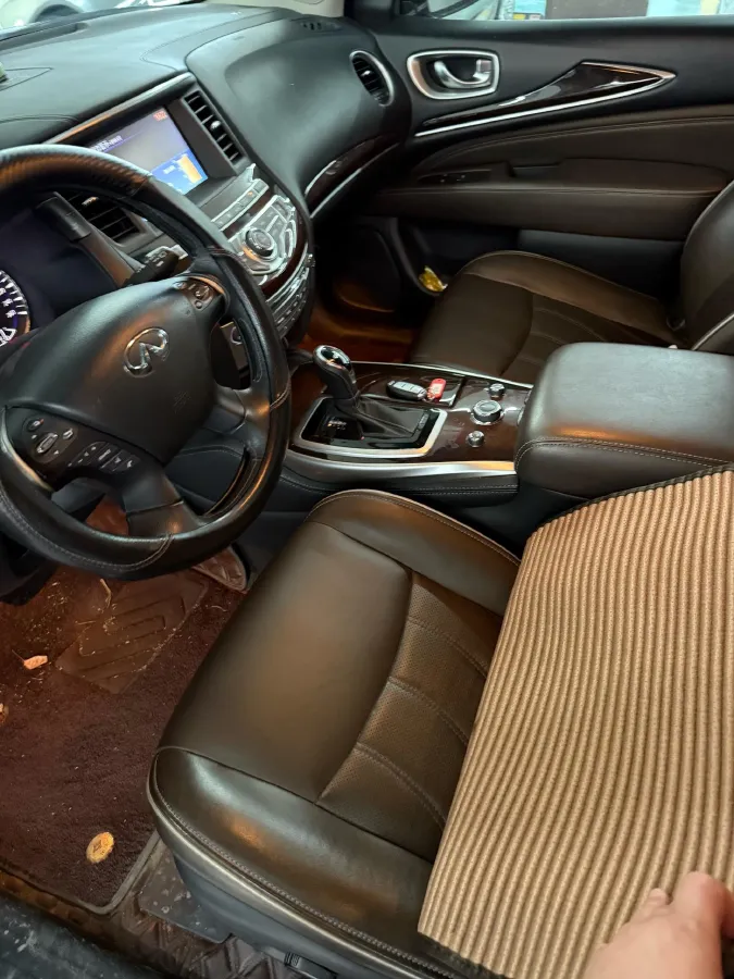 2016 Jaguar XF 2.0T 240HP L4 8AT,autocango,china used car exporter,china ev exporter,chinese used car exporter,chinese used ev exporter