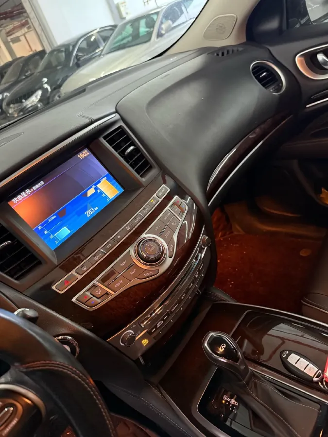 2016 Jaguar XF 2.0T 240HP L4 8AT,autocango,china used car exporter,china ev exporter,chinese used car exporter,chinese used ev exporter