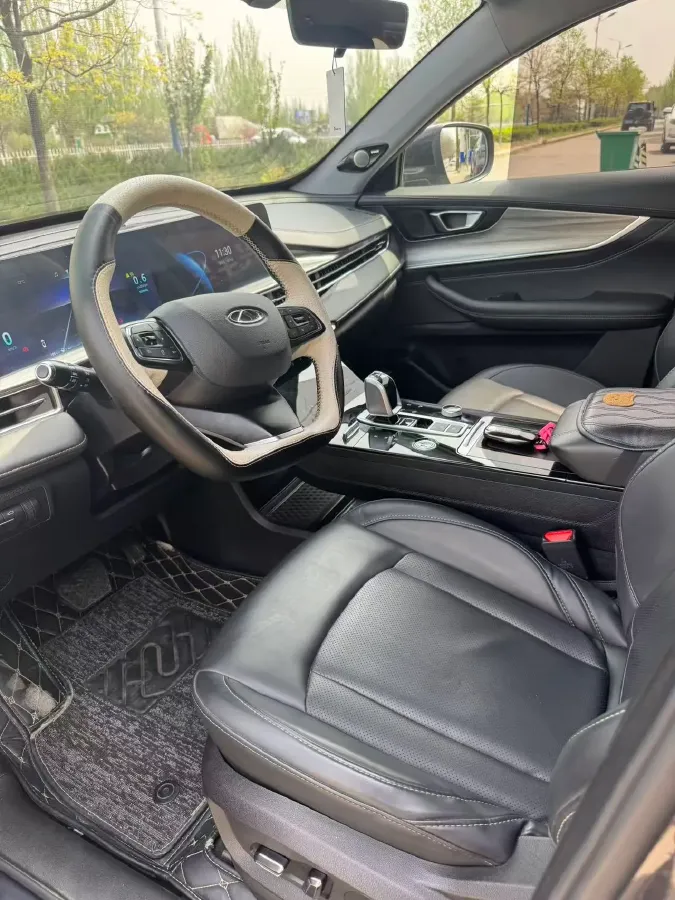 2022 Chery Tiggo 8 Plus 1.6T 197HP L4 7DCT,autocango,china used car exporter,china ev exporter,chinese used car exporter,chinese used ev exporter