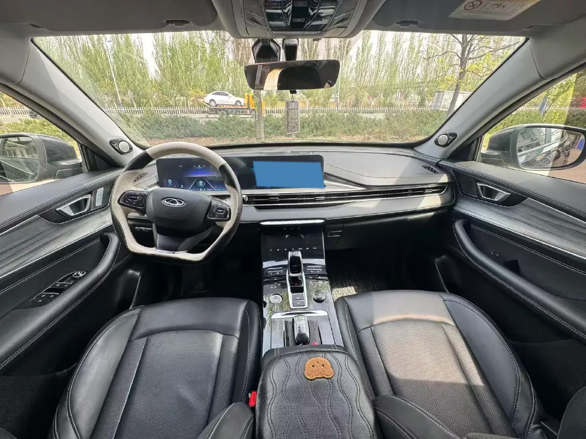 2022 Chery Tiggo 8 Plus 1.6T 197HP L4 7DCT,autocango,china used car exporter,china ev exporter,chinese used car exporter,chinese used ev exporter