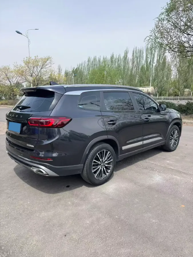 2022 Chery Tiggo 8 Plus 1.6T 197HP L4 7DCT,autocango,china used car exporter,china ev exporter,chinese used car exporter,chinese used ev exporter