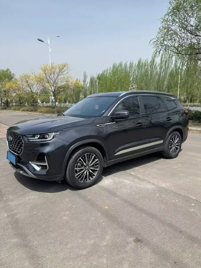 2022 Chery Tiggo 8 Plus 1.6T 197HP L4 7DCT,autocango,china used car exporter,china ev exporter,chinese used car exporter,chinese used ev exporter
