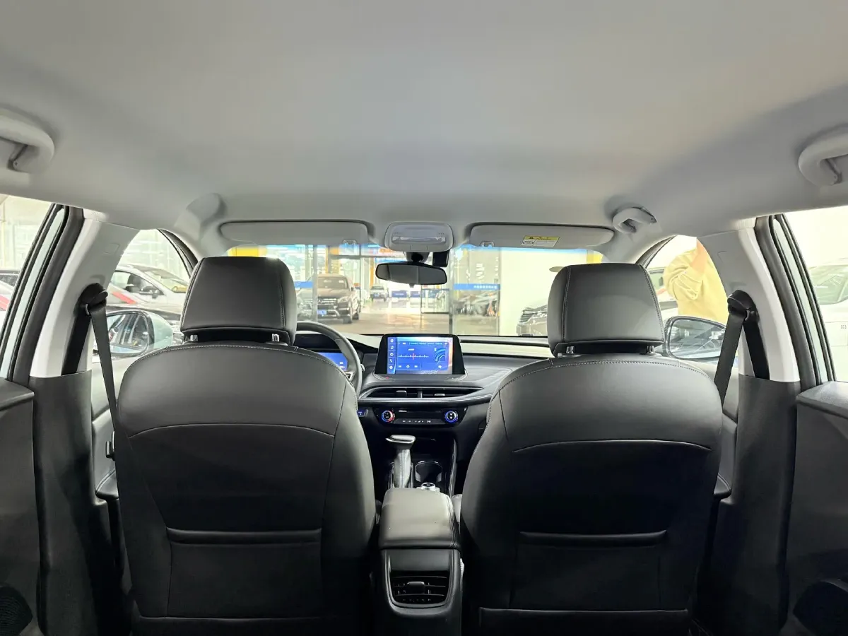 2023 Buick Velite 6 BEV 50.3KWH,autocango,china used car exporter,china ev exporter,chinese used car exporter,chinese used ev exporter