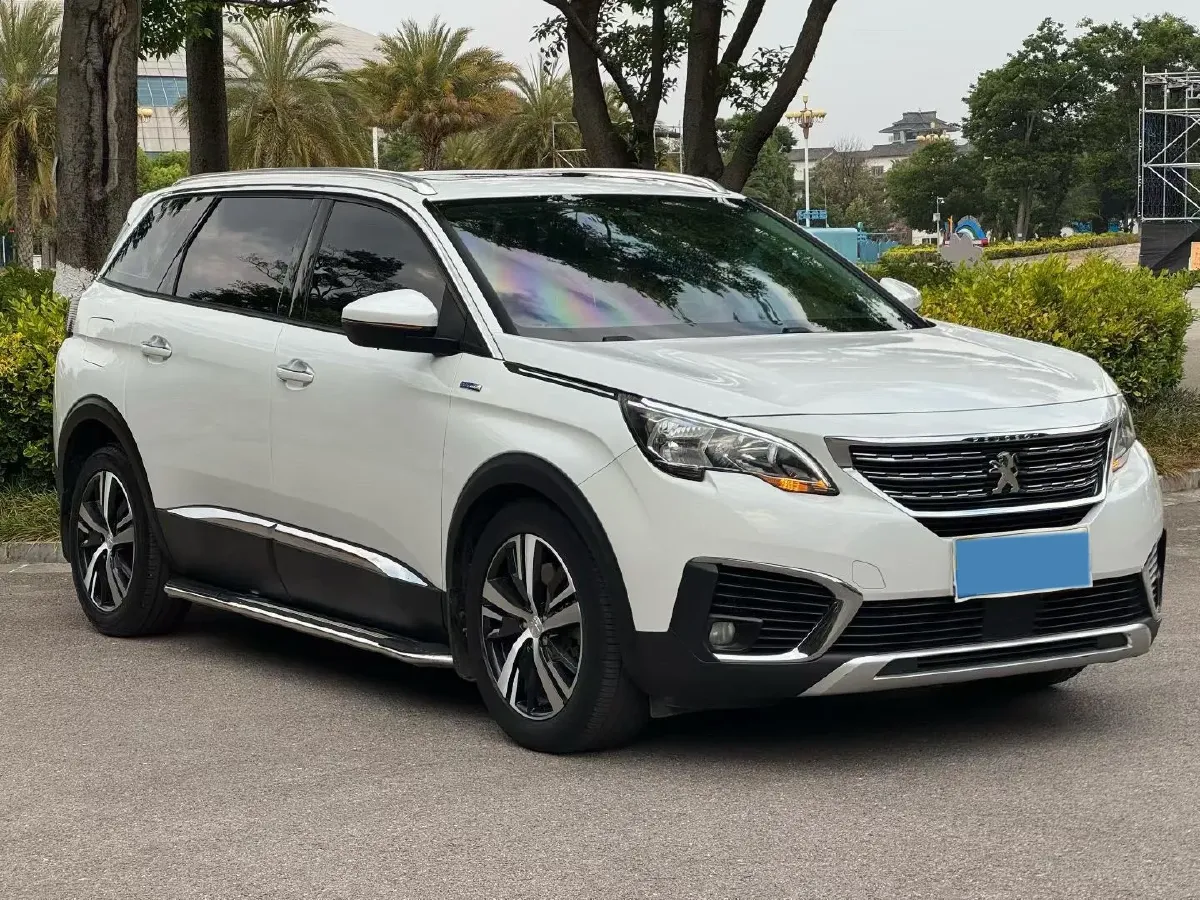 2019 Peugeot 5008 1.8T 204HP L4 6AT,autocango,china used car exporter,china ev exporter,chinese used car exporter,chinese used ev exporter