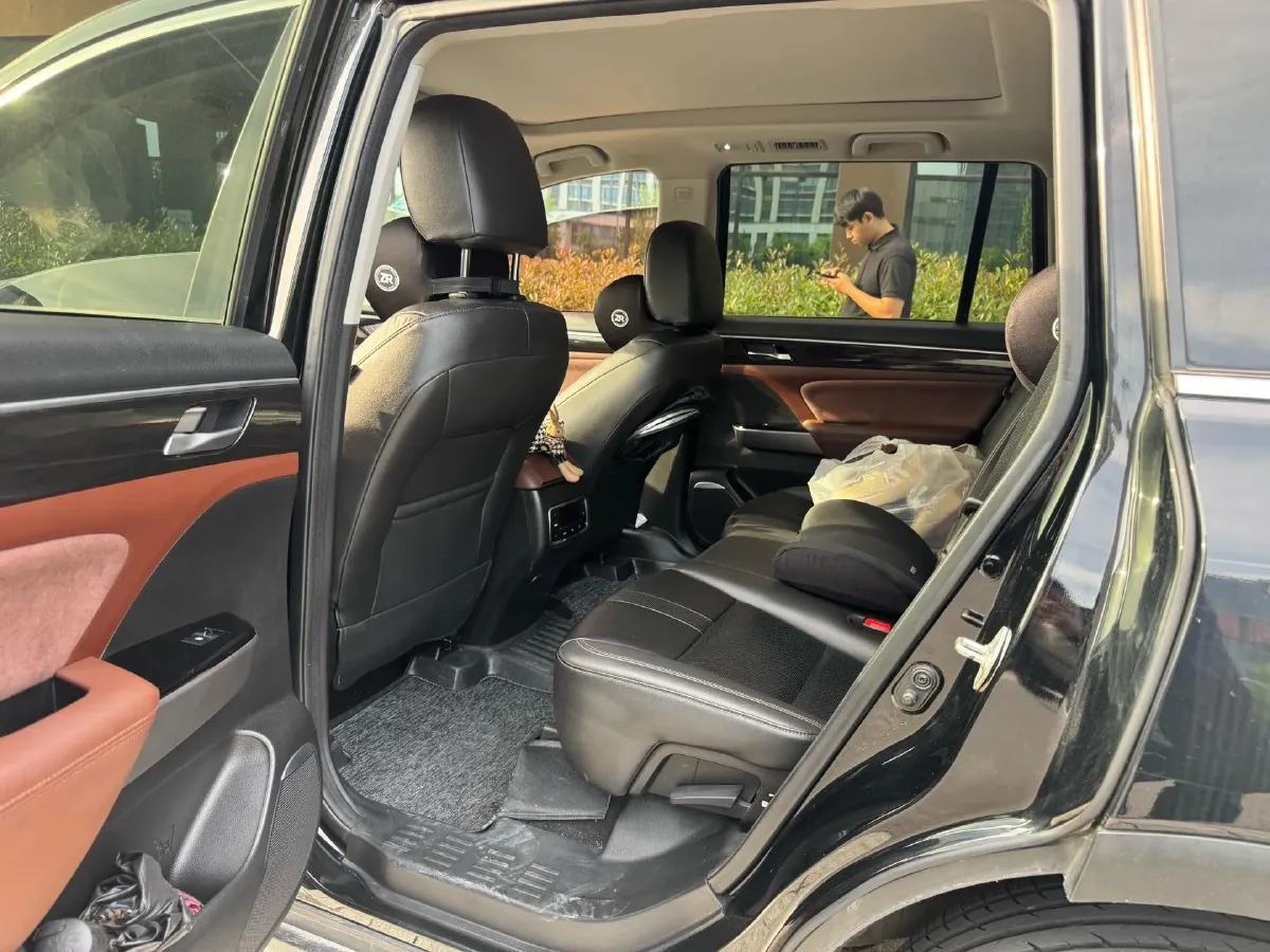 2019 GAC Trumpchi GS8 2.0T 252HP L4 6AT,autocango,china used car exporter,china ev exporter,chinese used car exporter,chinese used ev exporter