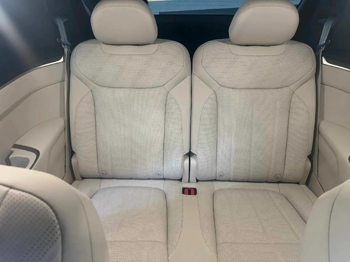 2025 ONVO L90 BEV,autocango,china used car exporter,china ev exporter,chinese used car exporter,chinese used ev exporter