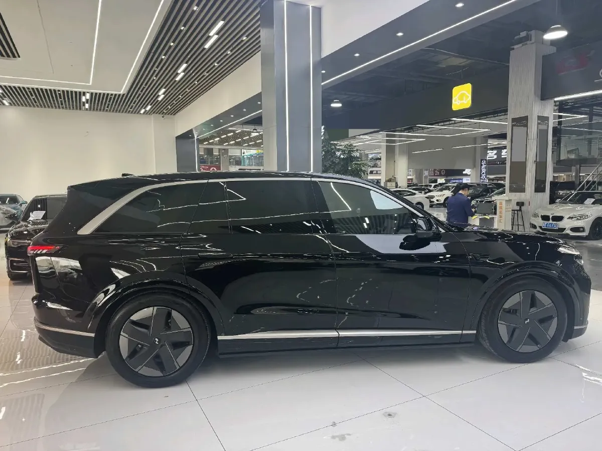 2025 ONVO L90 BEV,autocango,china used car exporter,china ev exporter,chinese used car exporter,chinese used ev exporter