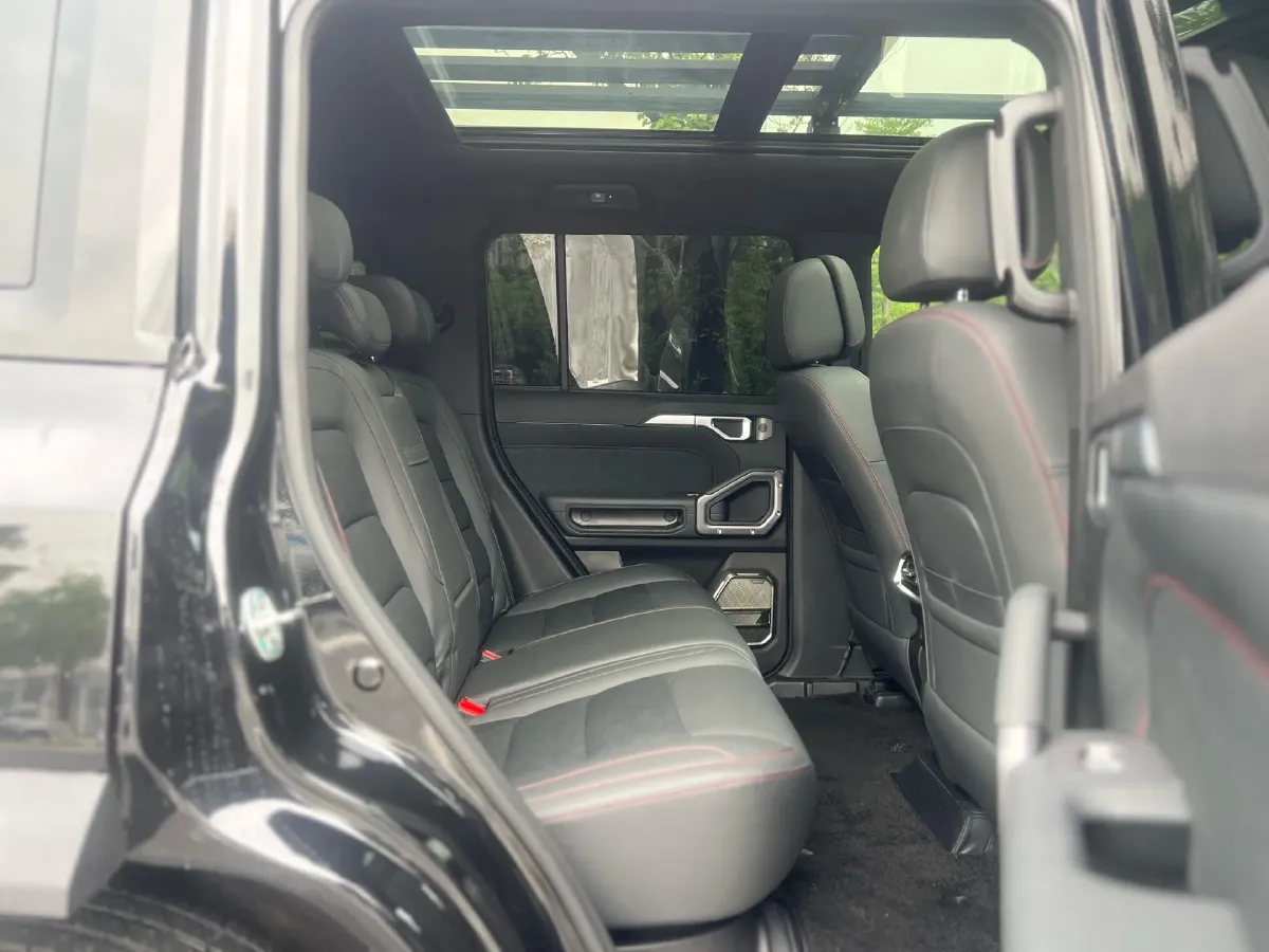 2024 Jetour ShanHai TravellerC-DM 1.5T 156HP L4 3DHT PHEV 43.24KWH,autocango,china used car exporter,china ev exporter,chinese used car exporter,chinese used ev exporter