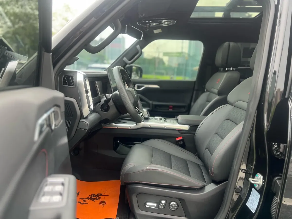 2024 Jetour ShanHai TravellerC-DM 1.5T 156HP L4 3DHT PHEV 43.24KWH,autocango,china used car exporter,china ev exporter,chinese used car exporter,chinese used ev exporter