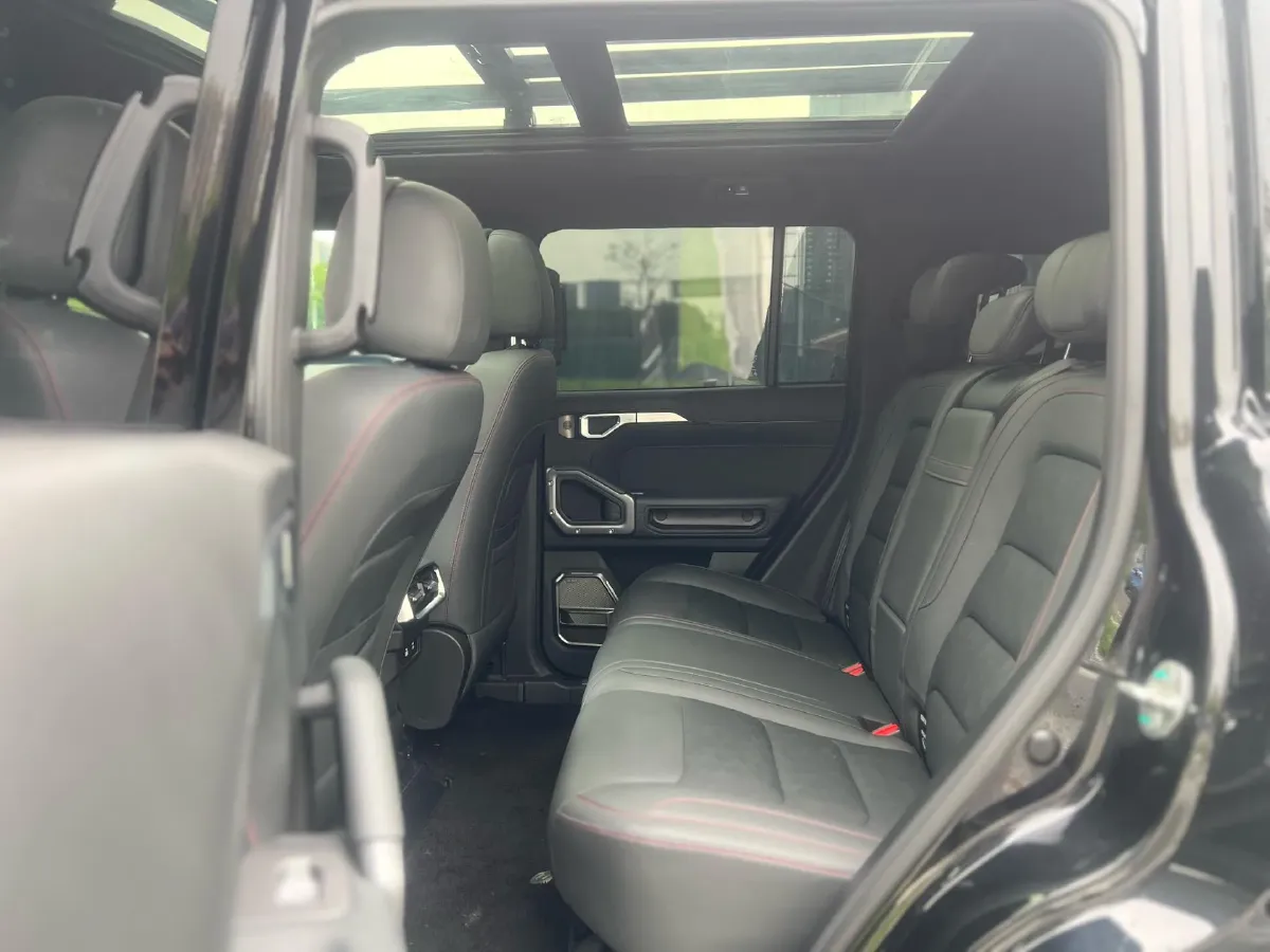 2024 Jetour ShanHai TravellerC-DM 1.5T 156HP L4 3DHT PHEV 43.24KWH,autocango,china used car exporter,china ev exporter,chinese used car exporter,chinese used ev exporter