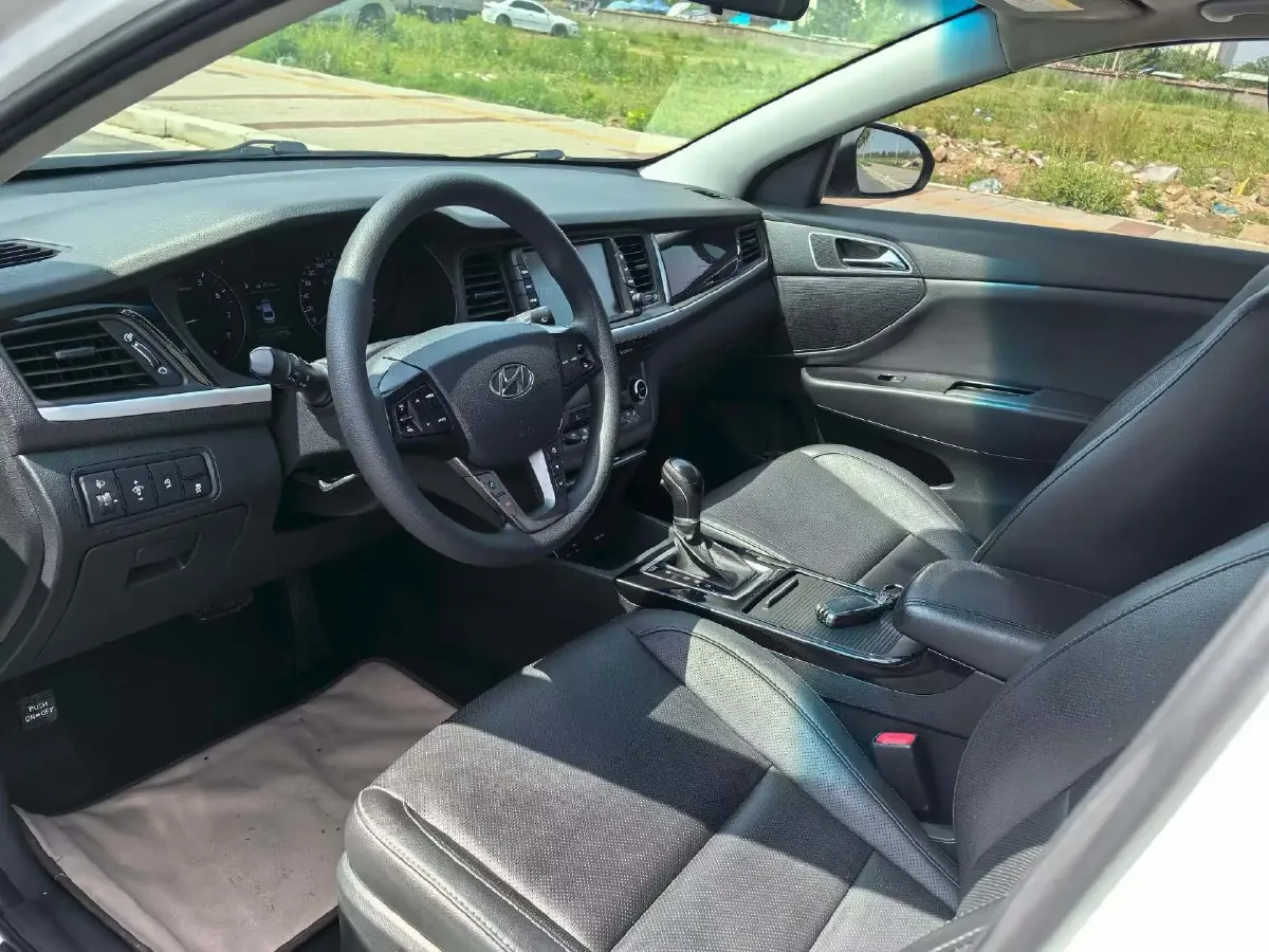 2017 Hyundai Mistra 1.8L 143HP L4 6AT,autocango,china used car exporter,china ev exporter,chinese used car exporter,chinese used ev exporter