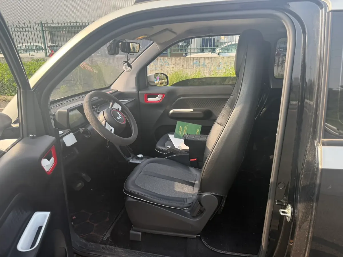 2021 WuLing Nano EV BEV 28KWH,autocango,china used car exporter,china ev exporter,chinese used car exporter,chinese used ev exporter