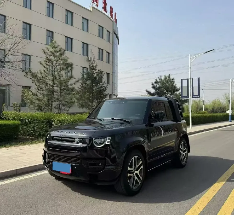 2023 Land Rover Defender 3.0T 400HP L6 8AT,autocango,china used car exporter,china ev exporter,chinese used car exporter,chinese used ev exporter