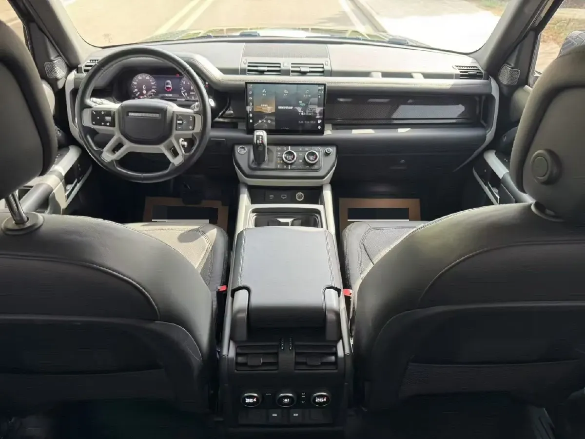2023 Land Rover Defender 3.0T 400HP L6 8AT,autocango,china used car exporter,china ev exporter,chinese used car exporter,chinese used ev exporter