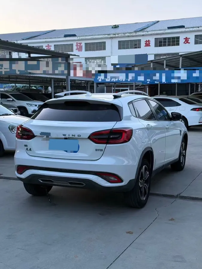 2018 Landwind XiaoYao 1.5T 163HP L4 CVT,autocango,china used car exporter,china ev exporter,chinese used car exporter,chinese used ev exporter