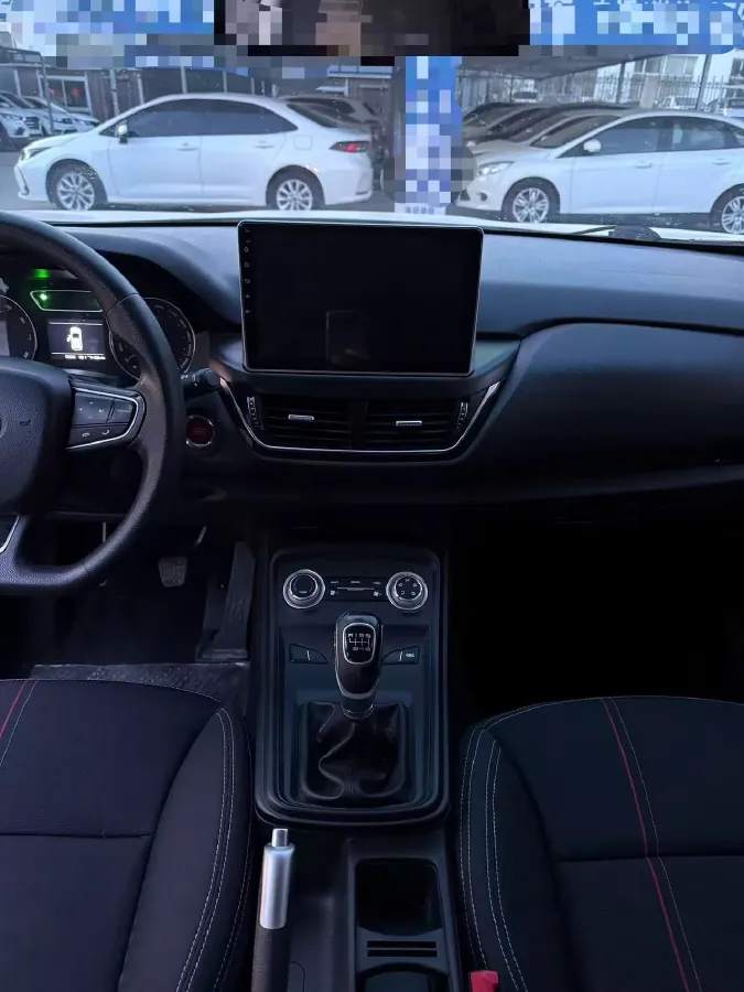 2018 Landwind XiaoYao 1.5T 163HP L4 CVT,autocango,china used car exporter,china ev exporter,chinese used car exporter,chinese used ev exporter