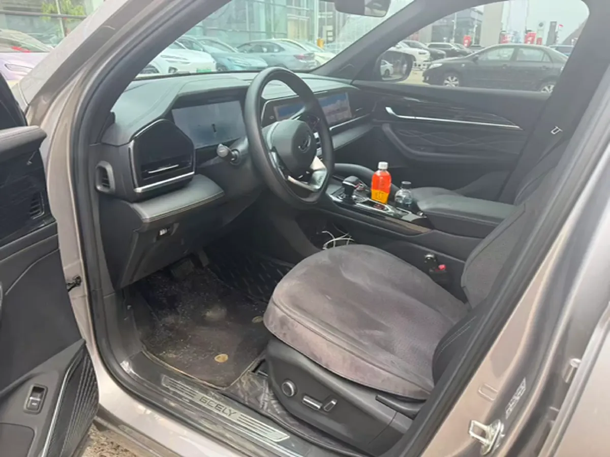 2024 Geely Monjaro 2.0T 218HP L4 7DCT,autocango,china used car exporter,china ev exporter,chinese used car exporter,chinese used ev exporter